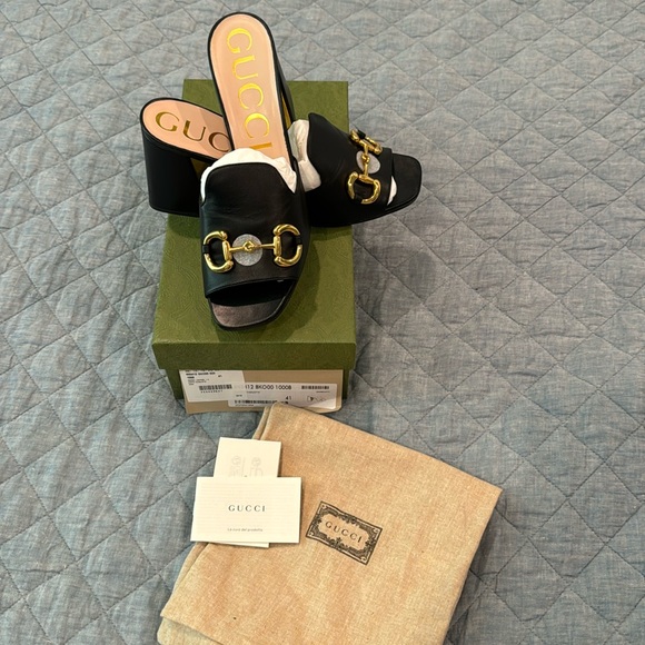 NIB Gucci Charlotte Horse-bit Sandal in Black Nappa Leather, size 41. - Picture 1 of 11